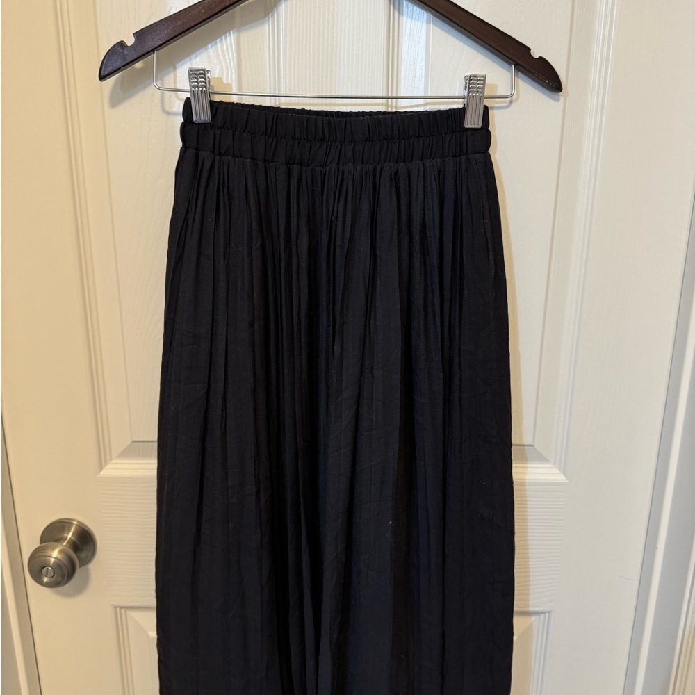 Elegant Black Skirt by Forever 21